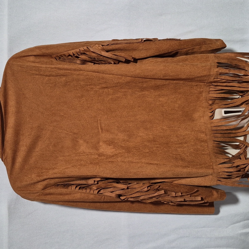 Fringe Top - Picture 4 of 7